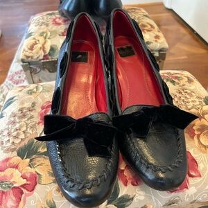 ElegantCoach  Black Leather Loafers with velvet Bow